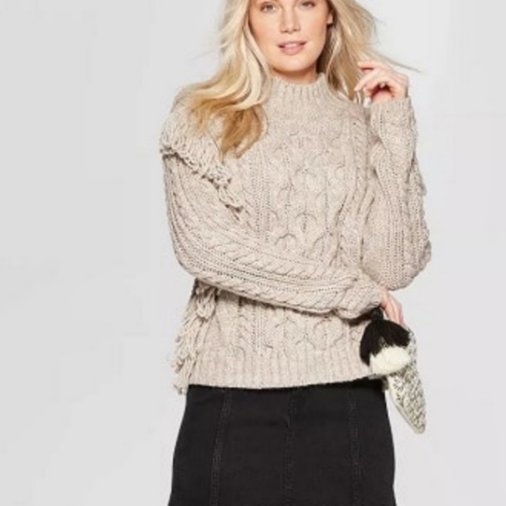Universal Threads women's cable knit sweater
